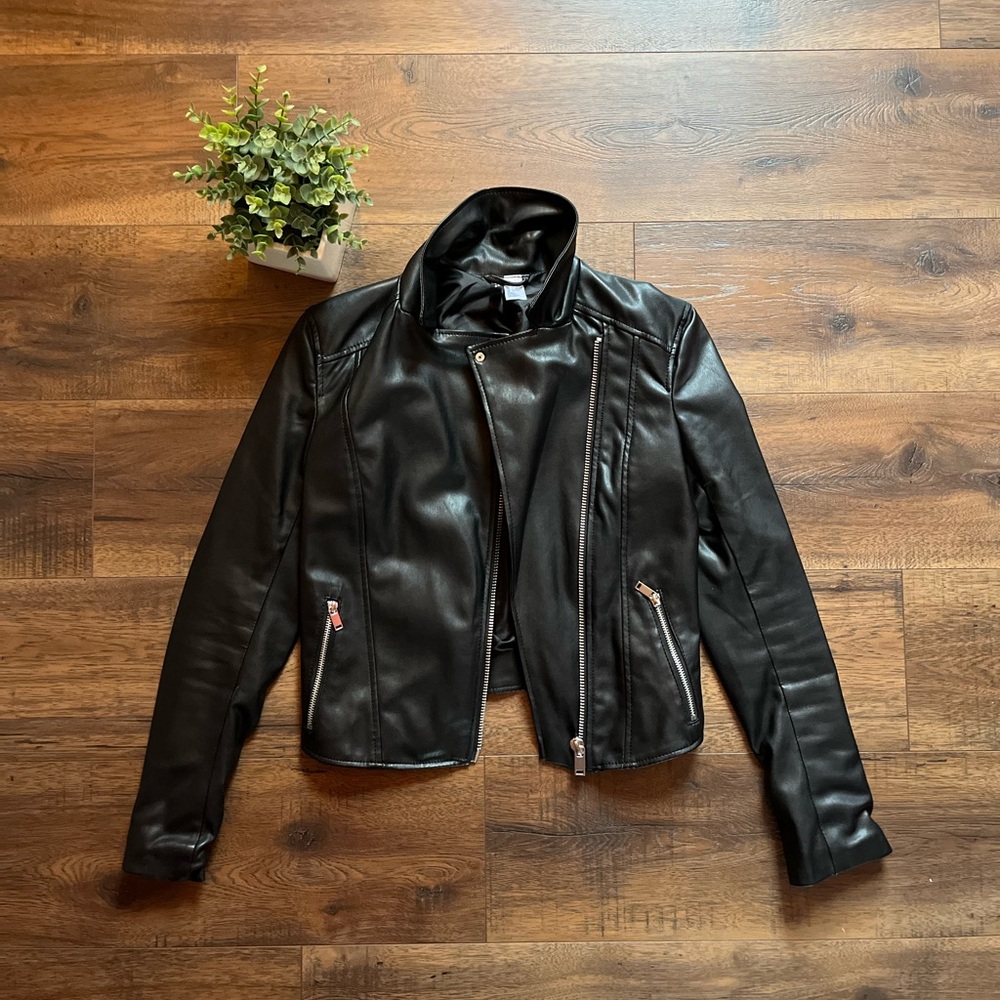 Women’s H&M Divided Faux Leather Jacket - size 2